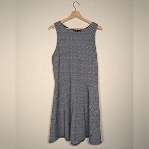 GAP Black and White Sleeveless A-Line Midi Dress